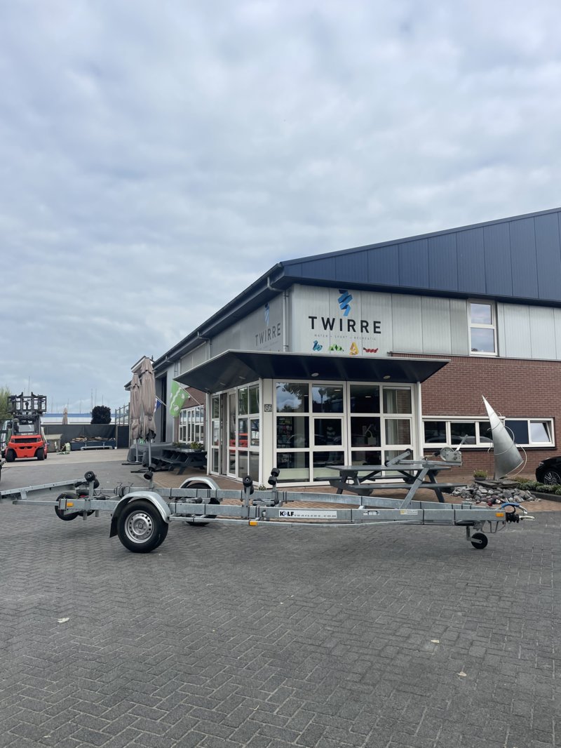 Te koop: Kalf trailer 1500kg - sloeppakket - op kenteken 