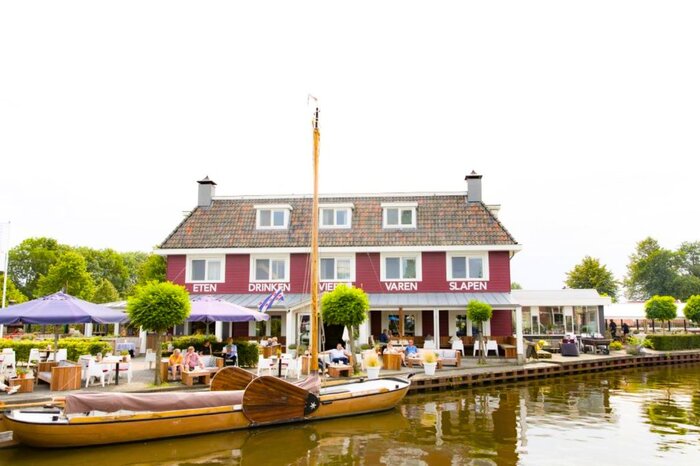 Oppenhuizen  • Terherne • Broek 